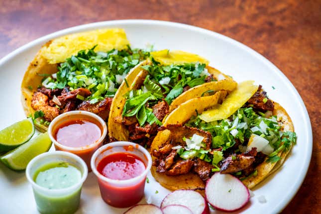 Al pastor tacos. 