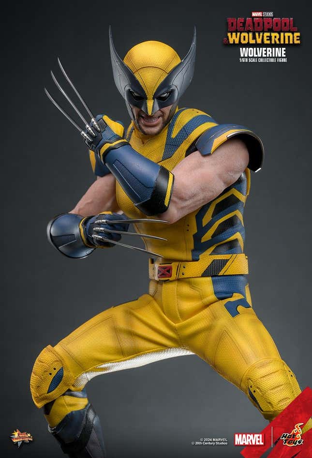 Image for article titled Hot Toys' New Wolverine & Deadpool Figure Gives Us Our Best Look Yet at Wolverine's Suit