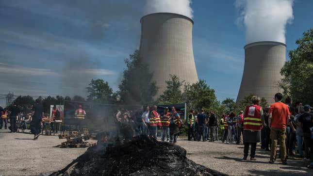 Trade unionists block the entrance of the Nogent Nuclear Power Plant in Nogent sur Seine.