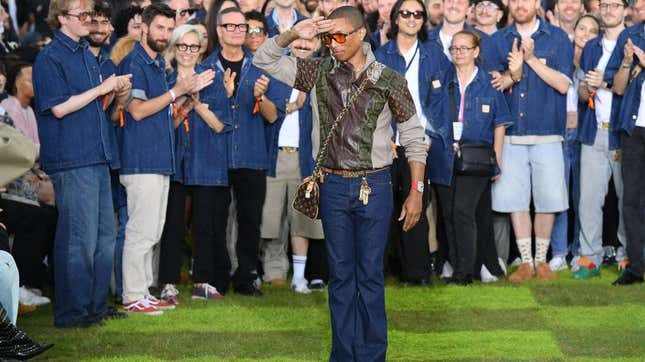 Image for article titled Best Looks from Pharrell’s Louis Vuitton Paris Runway Show