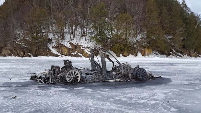 Image for article titled Remember The Charred Tesla Model X Left On The Frozen Lake? New Theft Allegations Paint A Clearer Picture