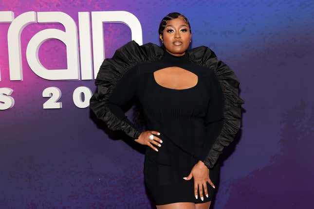 Jazmine Sullivan attends The “2021 Soul Train Awards” Presented By BET at World Famous Apollo on November 20, 2021 in New York City. (Photo by Dia Dipasupil/Getty Images)