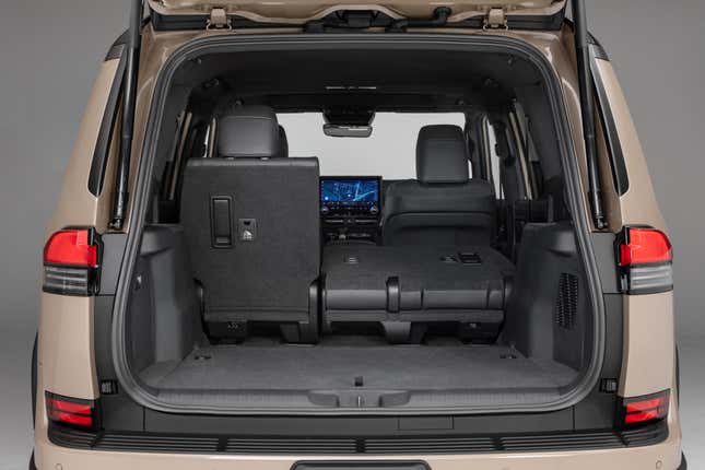 2024 Lexus GX 550 60/40 Rear Split Seats