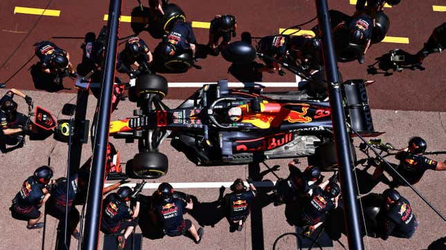 Image for article titled Pit Stops In Formula 1 Will Likely Get A Little Slower Because Teams Are Apparently Mad At Red Bull