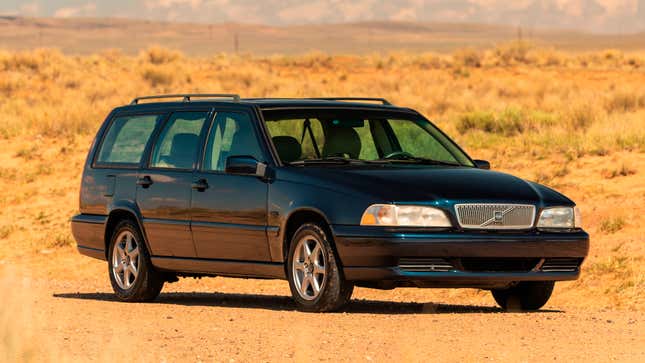 Used Volvo V70 for sale near me (with photos) 