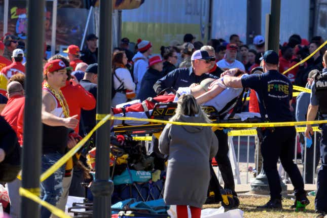 Image for article titled 2 juvenile suspects in Chiefs&#39; Super Bowl parade shooting charged