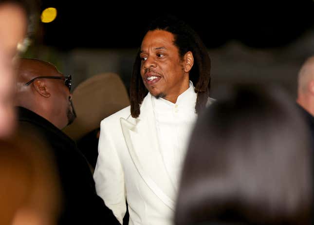 Image de l'article intitulé Oh Snap ! Voici pourquoi ils disent de ne pas s’en prendre à Jay-Z