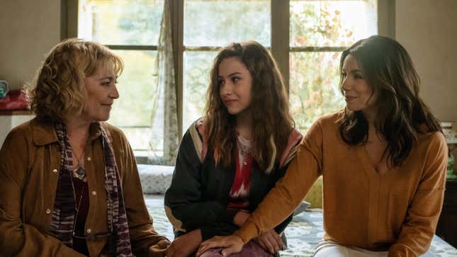 Carmen Maura, Victoria Bazua, and Eva Longoria in Land Of Women 