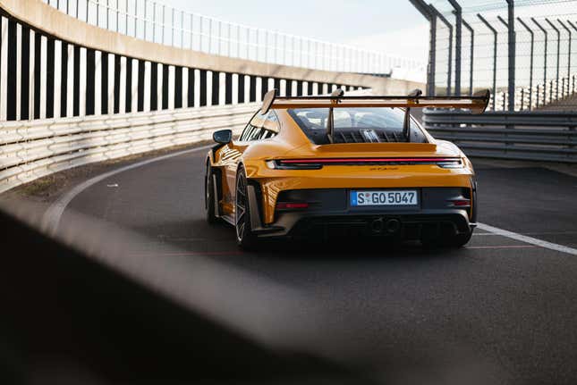 2023 Porsche 911 GT3 RS: Every High-Tech Performance Feature