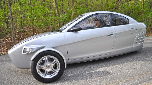 An side view of a silver Elio