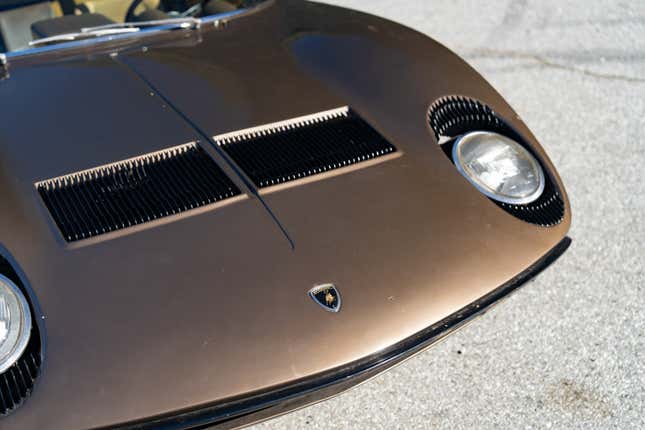 Front of brown Lamborghini Miura P400 S