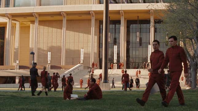 Various cadet mill about a quad on the Starfleet Academy campus.
