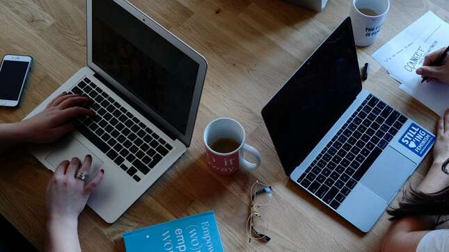 The Best Ways To Share Files Between Multiple Devices in 2022