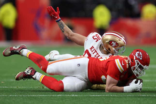 LAS VEGAS, NEVADA - FEBRUARY 11: George Karlaftis #56 of the Kansas City Chiefs recovers a fumble in the first quarter against the San Francisco 49ers during Super Bowl LVIII at Allegiant Stadium on February 11, 2024 in Las Vegas, Nevada. (Photo by Jamie Squire/Getty Images)
