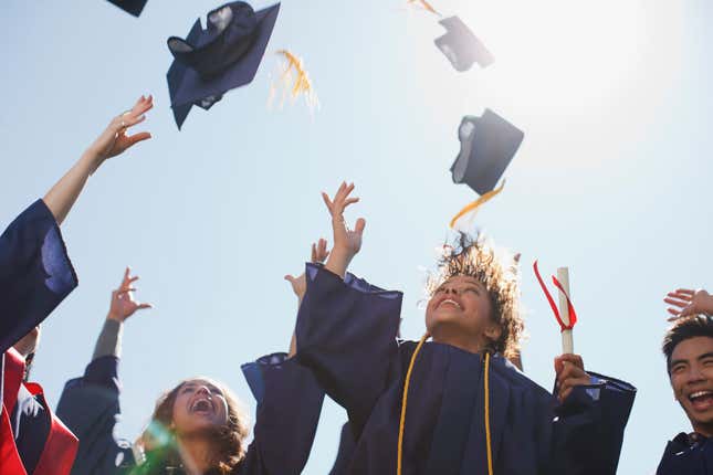 Image for article titled The 9 best large, mid-sized, and small cities for recent college graduates