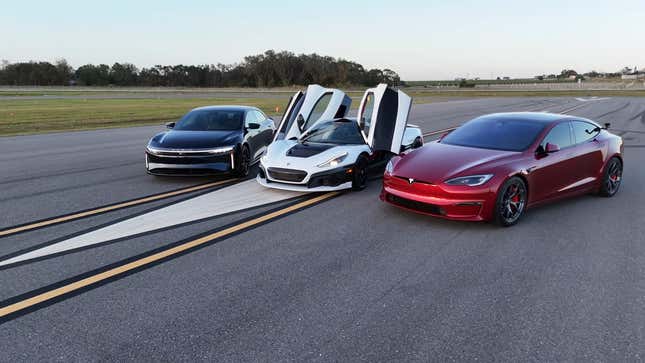 Image for article titled Watch A Drag Race Between (3 Of) The Quickest Production Cars On Earth