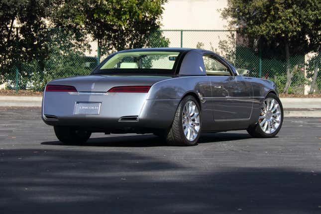 Image for article titled This 2004 Lincoln Mark X Concept Is Your Chance To Bid On Great Automotive History