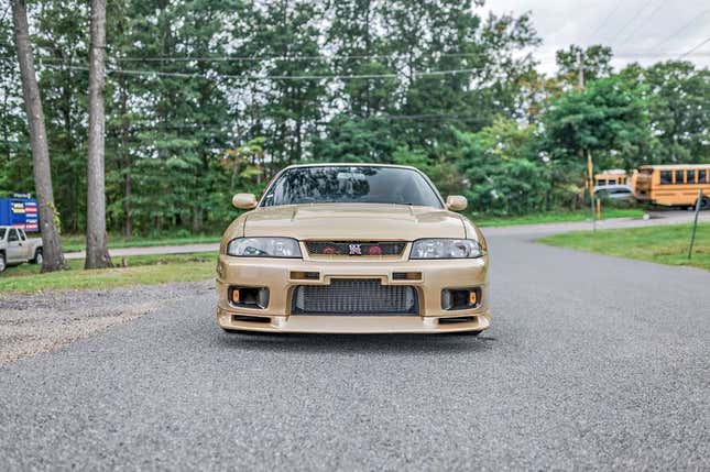 Image for article titled Nissan Skyline GT-R, Porsche 944 Safari, Blackwater Grizzly MRAP: The Dopest Cars I Found For Sale Online