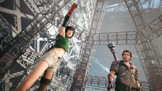 Yuffie celebrates with her comrade.