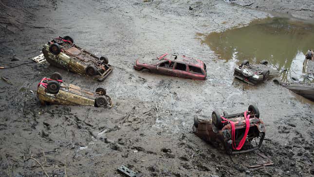 Image for article titled Nine Rotting Cars Recovered From Scottish Reservoir