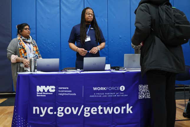 Image for article titled The 4 best entry-level jobs right now — and the 4 worst
