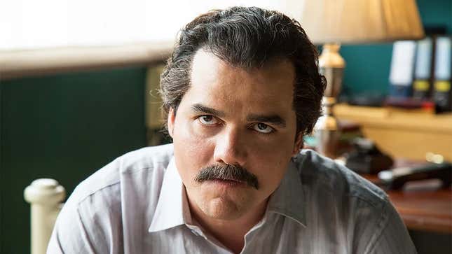 Pablo Escobar a l’air menaçant 