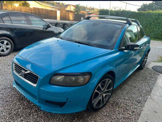 Image for article titled At $2,500, Can You Roll the Dice on a 2008 Volvo C30 T5?