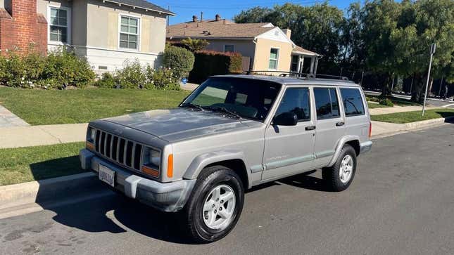 Nice Price or No Dice 2000 Jeep Cherokee Sport