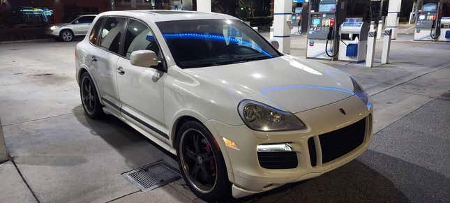 Image for article titled Are You One Of The Freaks With A High-Mileage Porsche Cayenne?