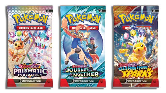 Tres paquetes de refuerzo de cartas Pokémon diferentes que no puedes comprar.