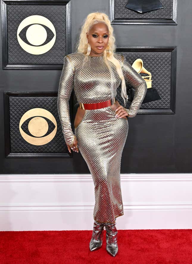 Image for article titled 20 of the 2023 Grammys Red Carpet Trainwrecks