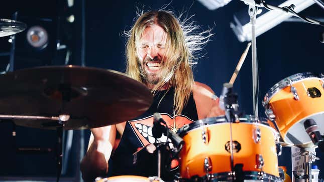 Image for article titled R.I.P. Foo Fighters drummer Taylor Hawkins