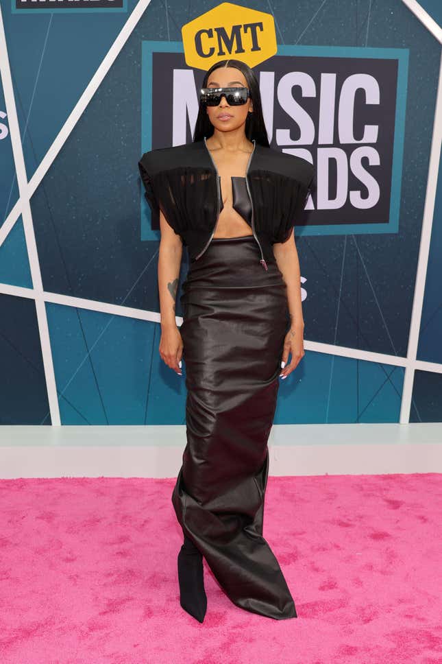 Image for article titled CMT Music Awards 2022: The Best and Worst Looks