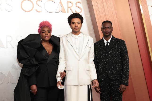  Aunjanue Ellis-Taylor, Brandon Wilson and Ethan Herisse attend the 97th Annual Oscars at Dolby Theatre on March 02, 2025 in Hollywood, California.