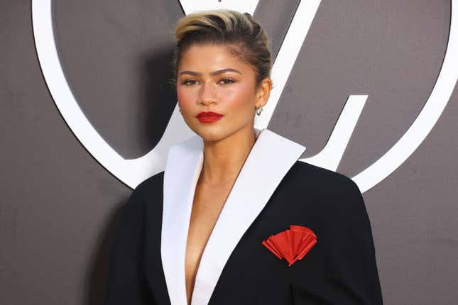 Zendaya Coleman attends the Louis Vuitton Paris Womenswear Spring-Summer 2025 show as part of Paris Fashion Week on October 01, 2024 in Paris, France.