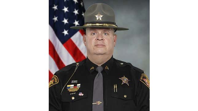 Image for article titled Ohio Police Karen Posted He Wouldn&#39;t Help People Who Voted For Kamala. Guess What He Blamed it On...