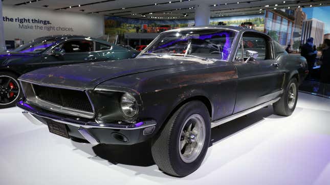 Una foto del Ford Mustang de Bullitt. 