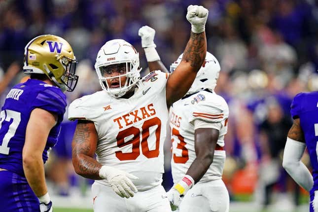 Texas DT Byron Murphy II enters NFL draft