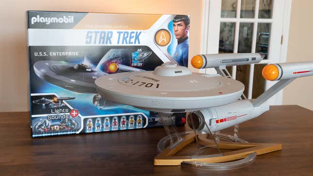 Playmobil's USS Enterprise: Gigantic, Expensive Star Trek Fun