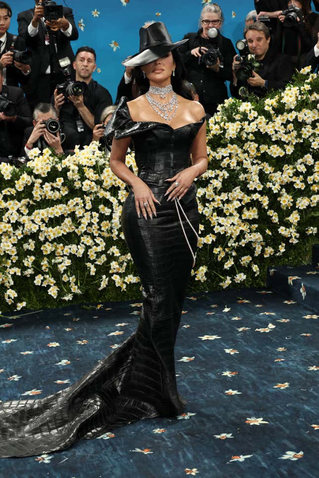 Image for article titled 2025 Met Gala Trainwrecks
