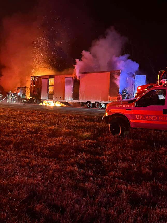 Image for article titled A Pack Of Circus Animals Was Pulled Out Of A Burning Truck In Indiana