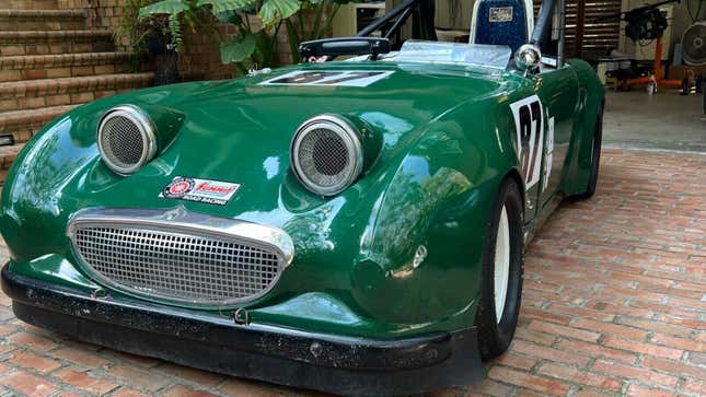 Image for article titled This Austin-Healey Is The Happiest Vintage Racing Car You Can Find