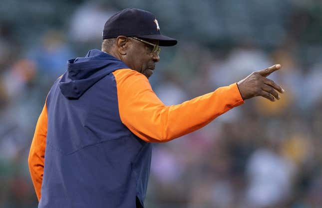 Houston, Texas, USA. July 31, 2022: July 31, 2022 - Houston, Texas, U.S.A: Houston  Astros YORDAN ALVAREZ (44) bats in the tenth inning as the Houston Astros  defeated the Seattle Mariners 3-2