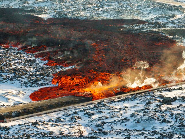 Image for article titled Dramatic Iceland Eruption Photos Show Lava Spreading Across Pristine Snow