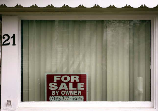 Image for article titled There are almost half-a-million more home sellers than buyers right now