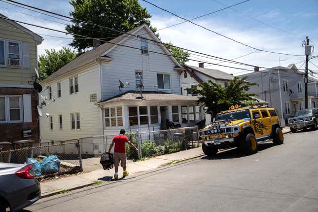 Image for article titled The 10 best states in America for house flipping