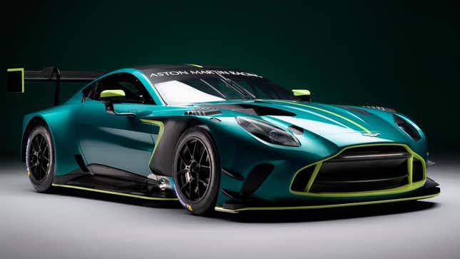 Imagen para el artículo titulado El nuevo contendiente de Le Mans de Aston Martin es la razón por la que GT3 es a la vez genial y horrible