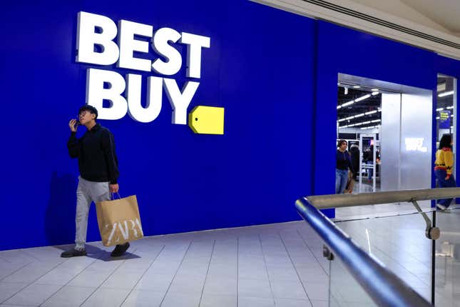 Image for article titled Amazon, Ford, Temu, and 7 other companies raising prices because of tariffs