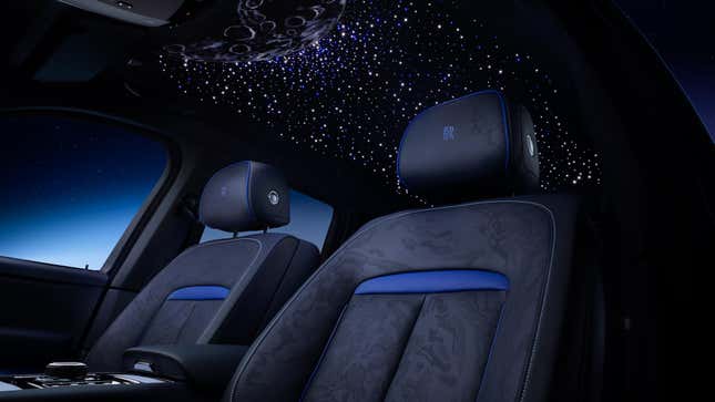 Image showing the headliner and front seats of a Rolls-Royce Cullinan