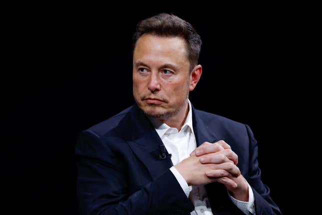 Elon Musk, PDG de Tesla, est accusé d’avoir détourné des ressources d’IA de Tesla vers xAI. 